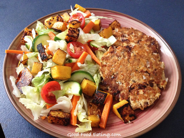 salmon-cakes-and-pumpkin-salad