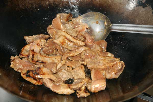 stir-fry-the-pork