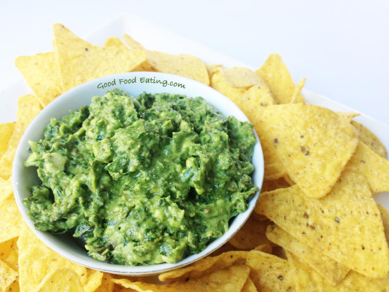 Kale pesto guacamole